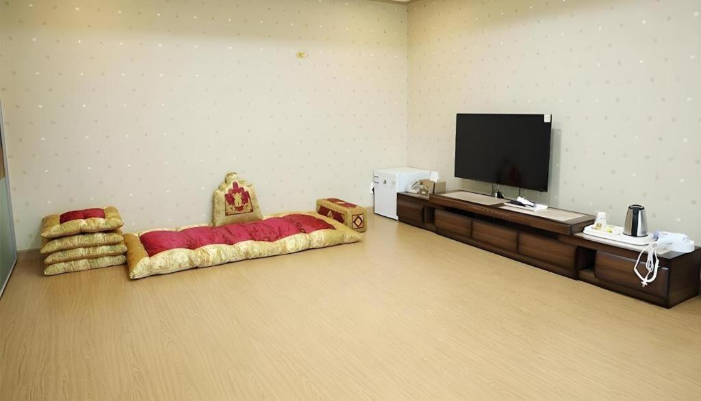 Arisu Gyeongju Hotel Zewnętrze zdjęcie